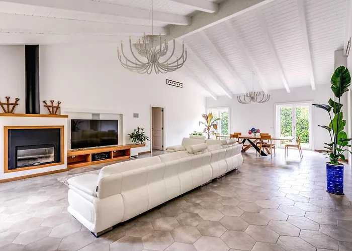 Romantic Garden Villa Sorrente