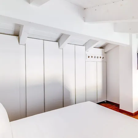 Вілла Romantic Garden *